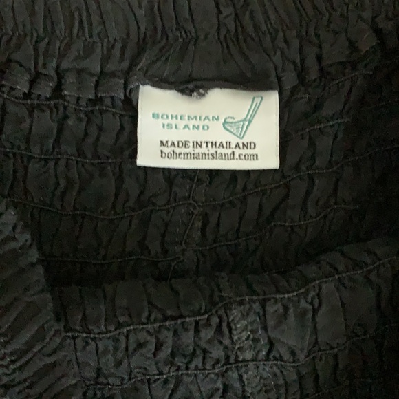 Black Bohemian Island pants with pocket - Picture 3 of 3